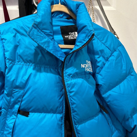 Womens TNF The North Face Nuptse Short Crop 700-Down Jacket - Acoustic Blue - Picture 2 of 9